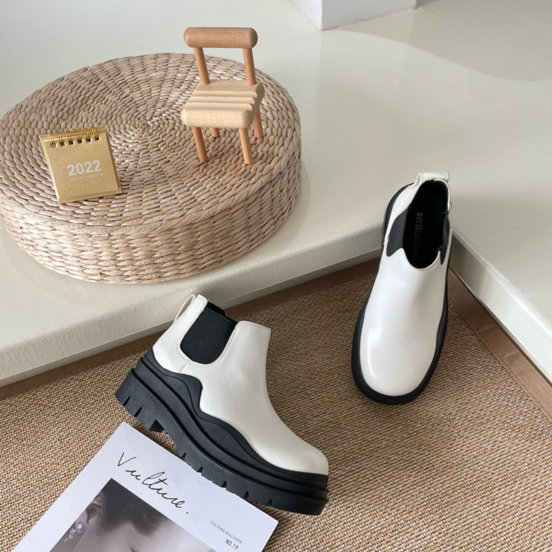 AW BVカラー合わせ本革マーティンブーツ女性カップルシングル中筒チェルシーブーツmona同一厚い底タバコブーツ