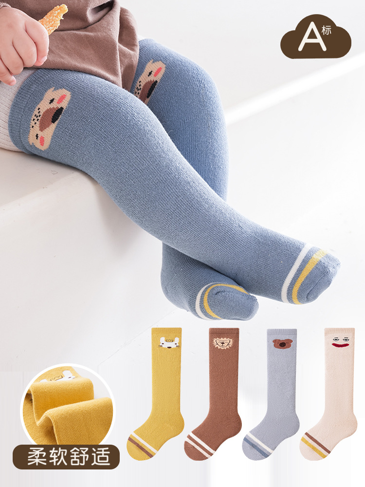 Calcetines de rizo para niños Otoño/Invierno 2026, calcetines gruesos y cálidos para bebés, calcetines largos hasta la rodilla con dibujos animados, calcetines sueltos para bebés al por mayor.