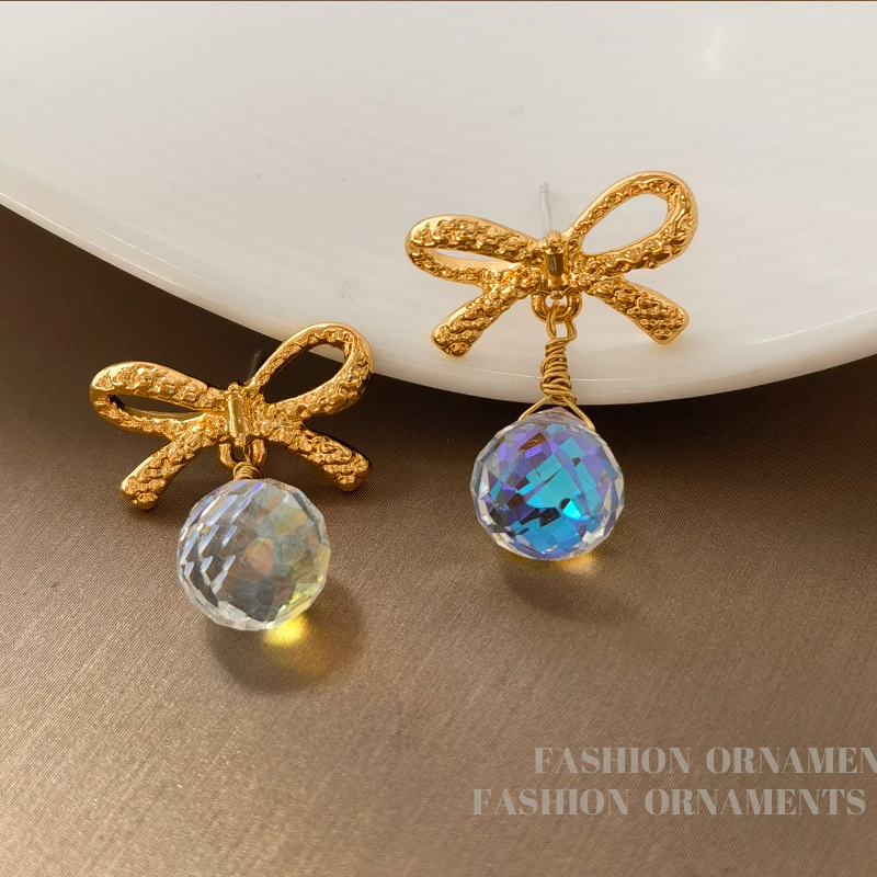 Copper earrings with bow drop-shaped