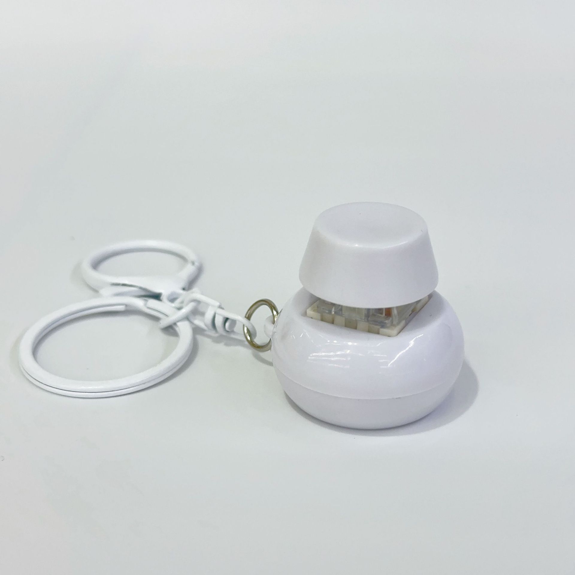 White round colorful lobster clasp