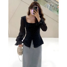 大码设计感波点方领衬衫长袖女春季新款胖mm宽松显瘦内搭打底上衣