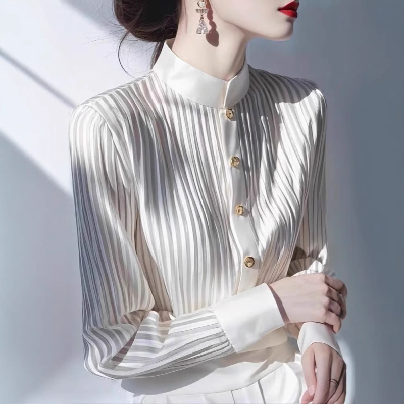 Apricot Stripesd Shirt Unique Beautiful High-Bottom Accessible Luxury Shirt French Stand-Up Collar Bottoming Top for Women 2025 Spring