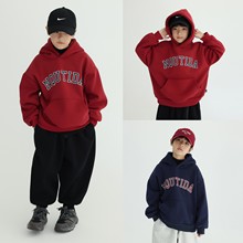 2025冬季新款儿童洋气新年红加厚保暖上衣男女大童一体绒连帽卫衣