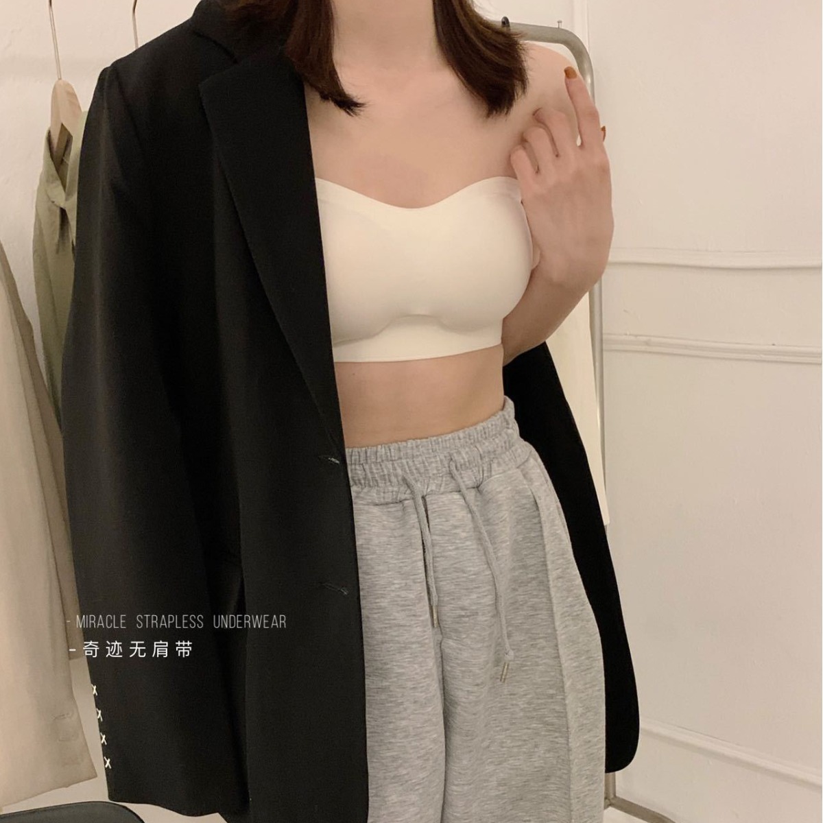 Milagro sin tirantes ropa interior de estudiante de las mujeres suave apoyo pequeño pecho push up antideslizante vestido de una palabra babero base superior del tubo