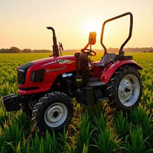 中型拖拉机东风春耕播种施肥开荒犁地四轮车农用耙地50马力拖拉机