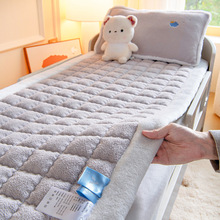 �Ӻ����޽q�A�޴���������ᶬ����ů���ӿɐ۽q���|�ӿɮ�����