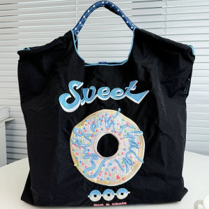 블랙 아이스크림 도넛