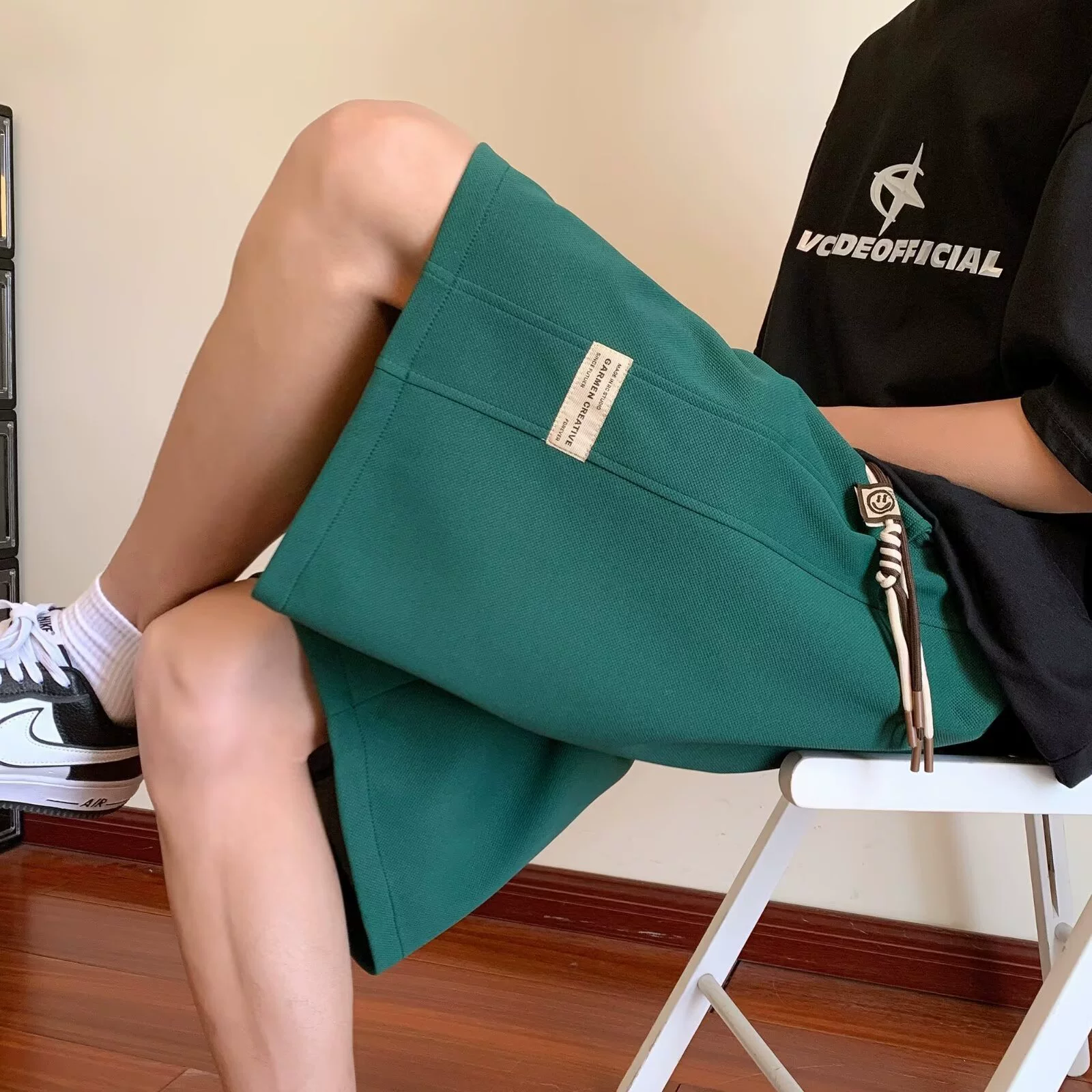 Шорты свободного кроя с пятью точками и буквенным принтом для подростков, повседневные прямые летние шорты со свободной талией.