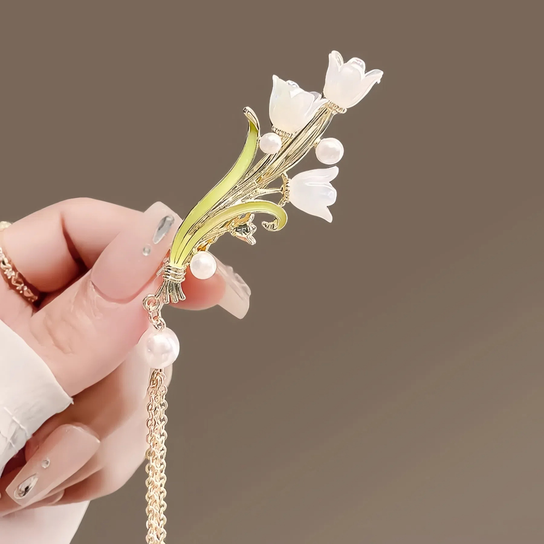 흰색 은방울꽃 머리핀