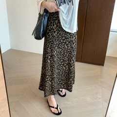 THEWOW 复古时髦感 舒服垂坠有型有光泽A字版松紧腰豹纹半身裙