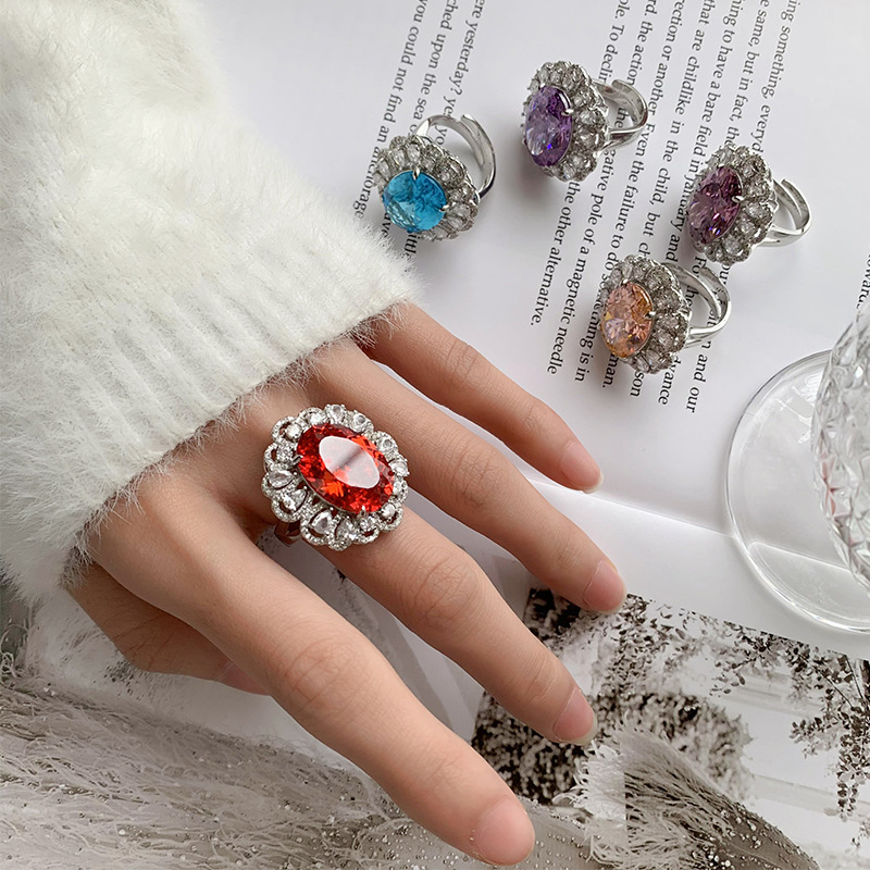 2024 nueva joyería Zhuang Shengsheng fondo de cobre chapado en oro simulación nido de pájaro cortado anillo de moda en forma de huevo piedra principal 13*18