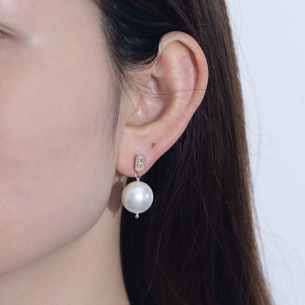 Пretro universal small design earrings from pearl, silver 925 sample, French retro style, light luxury style