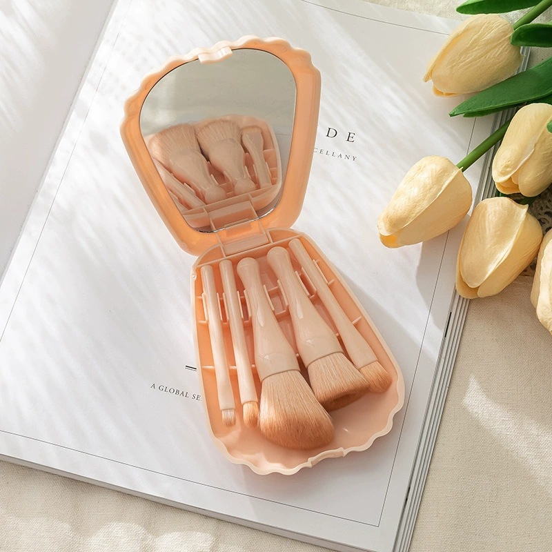 New highly popular 5-shell makeup brush with mirror mini portable beauty expert travel concealer and contouring set brush undefined
