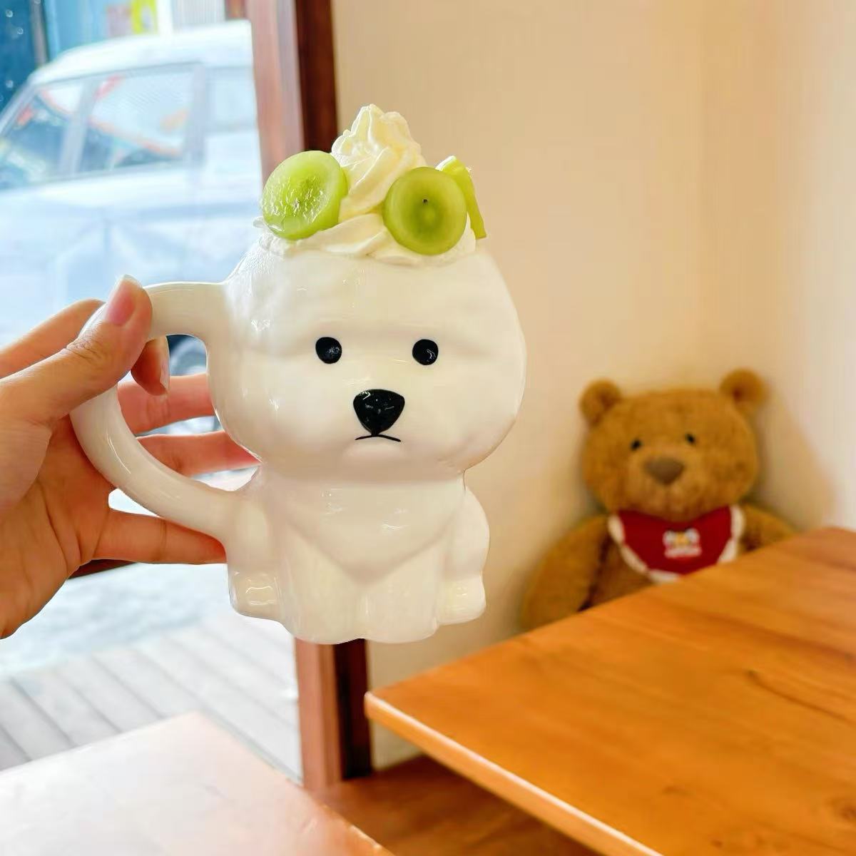 Creativa y encantadora caricatura que osos perros de viento cremoso cachorro tazas de cerámica de alto valor de la cara taza de agua de oficina doméstica taza de marca