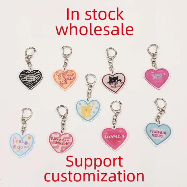 Acrylic keychain love heart-shaped cartoon anime star couple bag bag bag pendant accessories spot wholesale