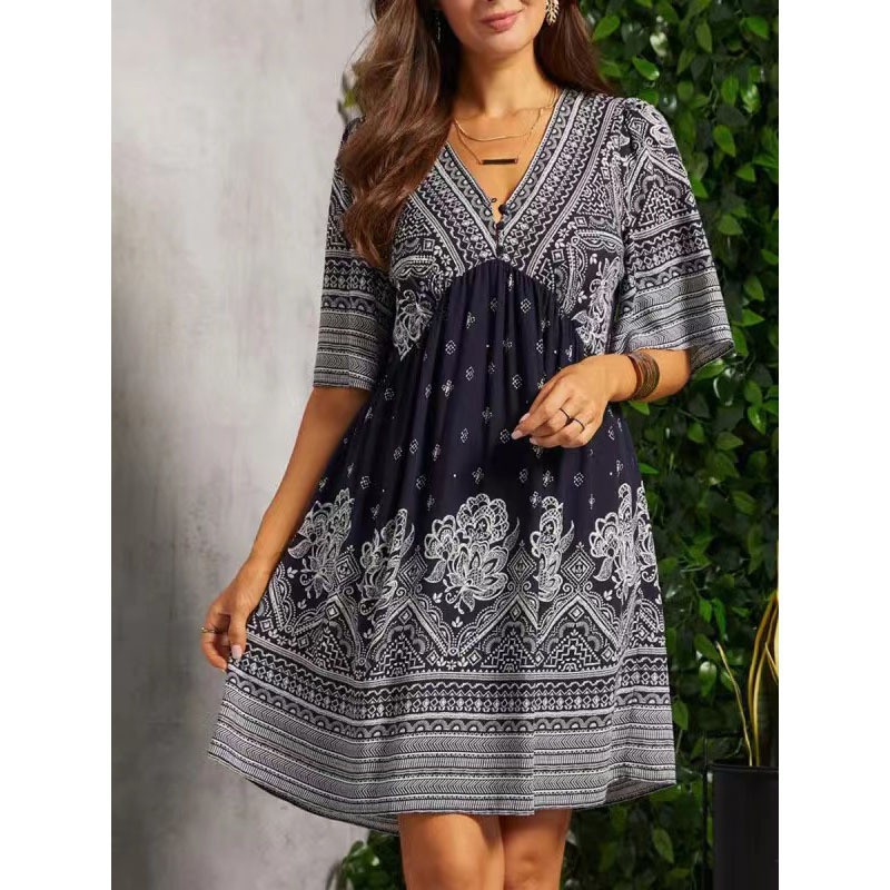 Printed Flower Dress Image 3