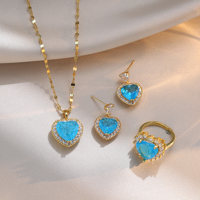 25g Weight Artificial Gemstones Inlay Material Luxurious Heart Shape Titanium Steel Inlay Artificial Gemstones Women's Rings Earrings Necklace