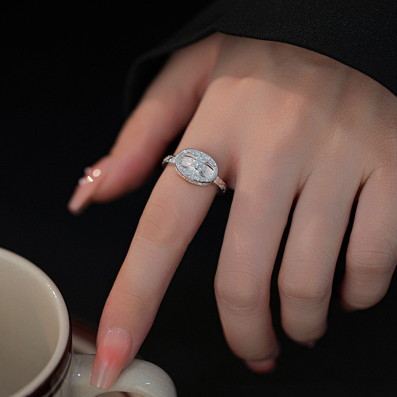 Silver Tang Grass Pattern Pig Nose Ring Simple Luxury Jewellery_voghion.com