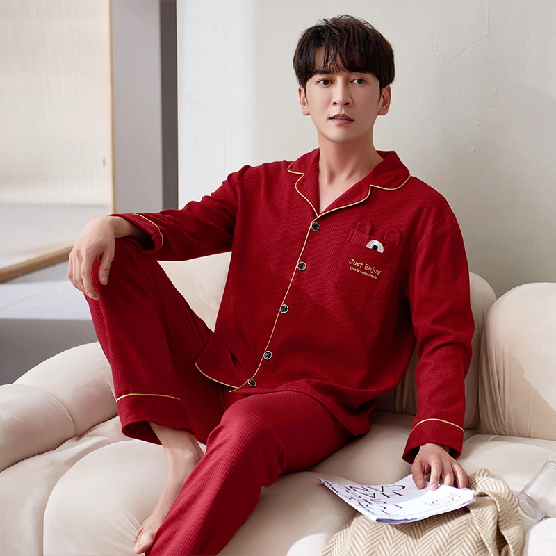 Otoño de los hombres recién casados de algodón de manga larga de color rojo brillante ropa para el hogar cardigan festivo de algodón puro más el traje de tamaño pijama de los hombres