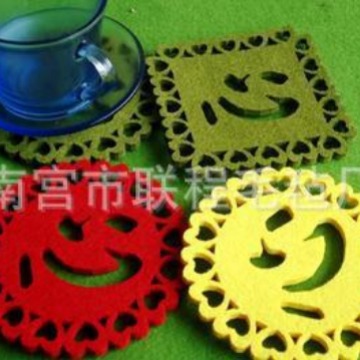 供应毛毡杯垫做无纺布杯垫隔热杯垫子餐桌垫子厂家批发