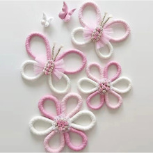 儿童房装饰雏菊花蝴蝶编织花边挂饰女婴儿童墙壁装饰花朵手作挂饰