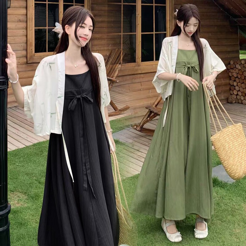 Plus-Size New Chinese-Style Hanfu-Inspired Improved Hanfu Dress with Suspenders and Cardigan Two-Piece Set for Summer, Slimming Outfit for Plus-Size Women Plus-Size New Chinese-Style Hanfu-Inspired Improved Hanfu Dress with Suspenders and Cardigan Two-Piece Set for Summer, Slimming Outfit for Plus-Size Women