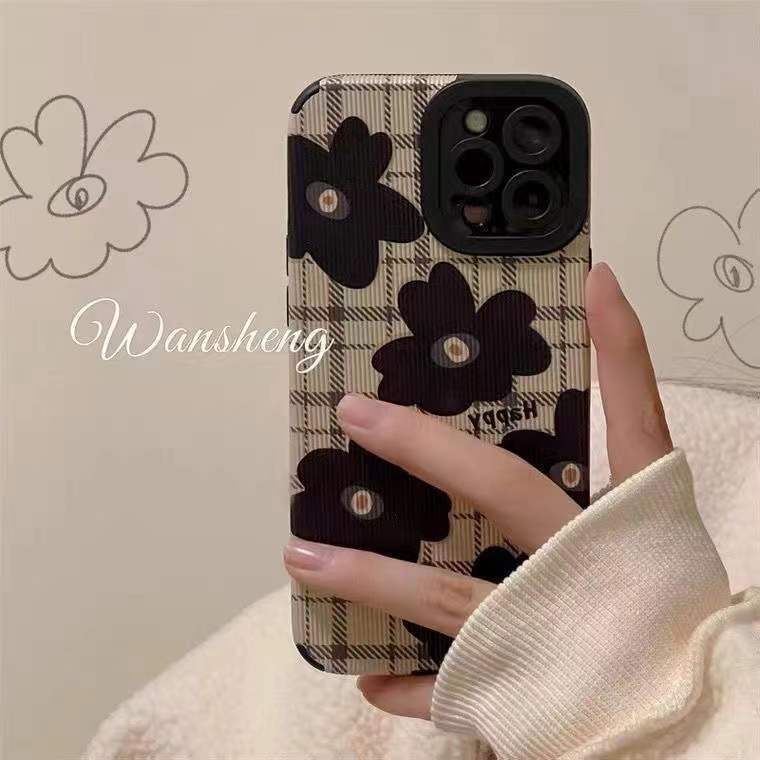 Luxury Black Camellia Phone Case For Samsung Galaxy Protective Cover_voghion.com