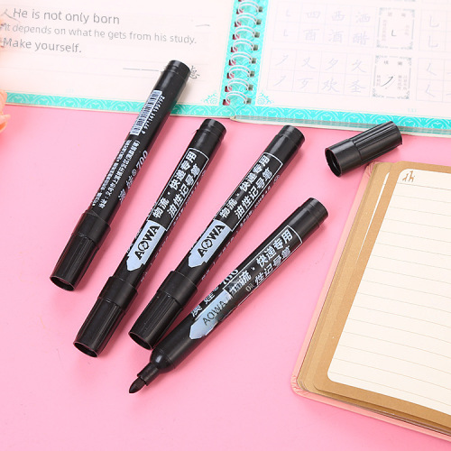 Gel Pen Thickened 700 Speed Dry Oil-Based Marker Large Head Waterproof Logistics Label Pen Black Red Blue Highlighters