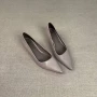 浅口尖头工作新款高跟鞋