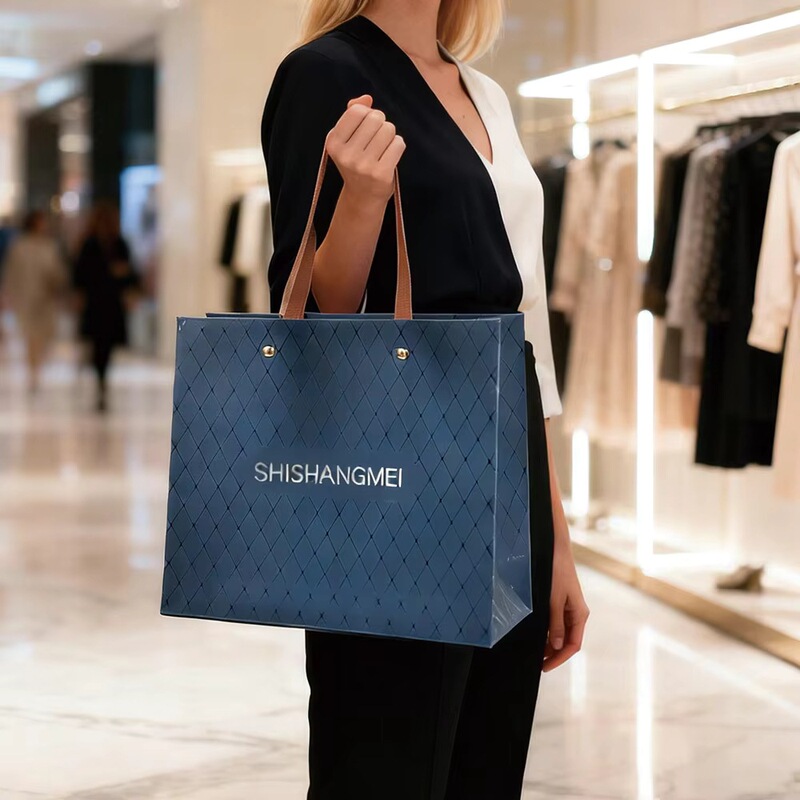 Luxury Custom Logo Diamond Embossed Special Paper Bag Textured Navy Blue Shopping Bag with Rivet Handle Wholesale