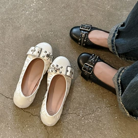 女式时装单鞋;女式皮靴;高跟凉鞋