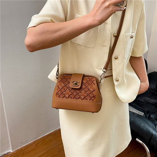 Cross-Border Bags, Crossbody Bags for Women, 2025 New Fashion Versatile Quilted Women's Bags, Heavy-Duty Embroidery, High-End Crossbody Bags