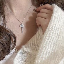 2025新款 皇冠钥匙项链925纯银高级感百搭毛衣链微镶个性潮流配饰