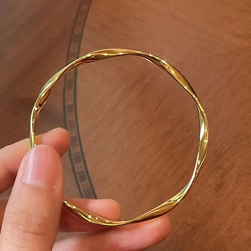 Zhou Family's Same Style Mobius Ring Eternal Love Bracelet Vietnamese Shagong Open Fashion Simple Wave Bracelet Zhou Family's Same Style Mobius Ring Eternal Love Bracelet Vietnamese Shagong Open Fashion Simple Wave Bracelet