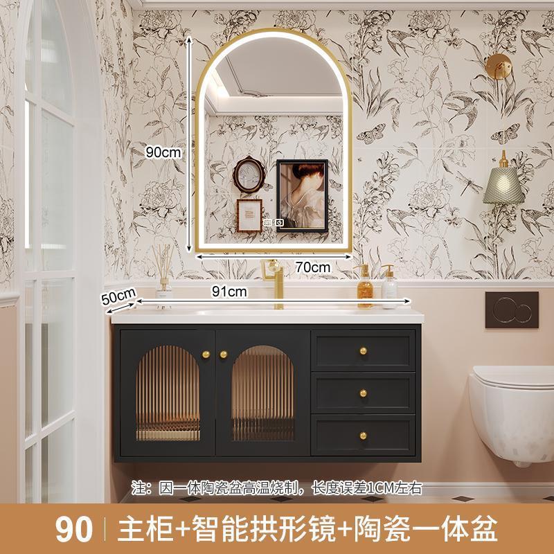 90 espejo arqueado de marco de oro negro con accesorios de grifo