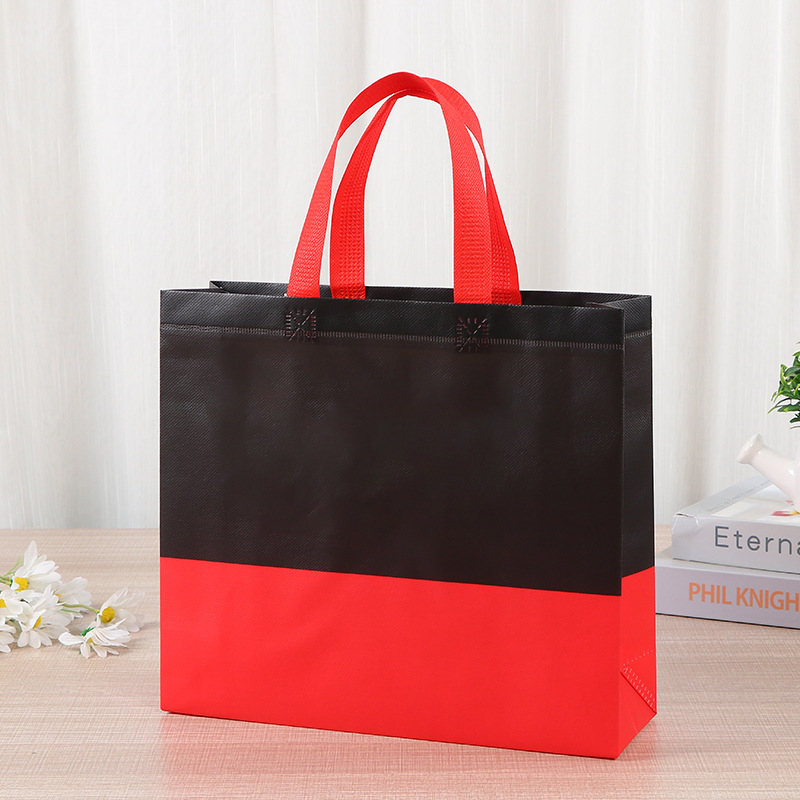 Bolsas de tela no tejida de película en caliente en la exposición publicitaria de gran capacidad bolsas de mano en blanco bolsas de compras de regalo