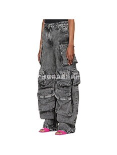 �W��Ů�b�����¿��ɫƴ�Ӷ�ڴ����bѝ���^ϴˮ���f�L�����ѝ