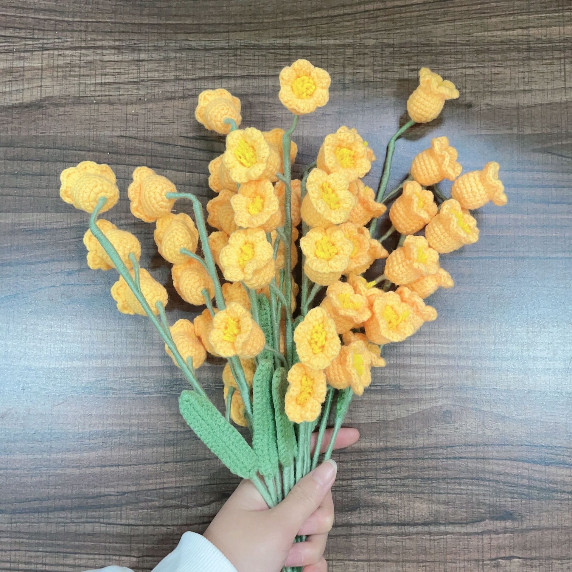 Lily tejido a mano acabado rosa Lily Tulip flor artificial lana ramo regalo