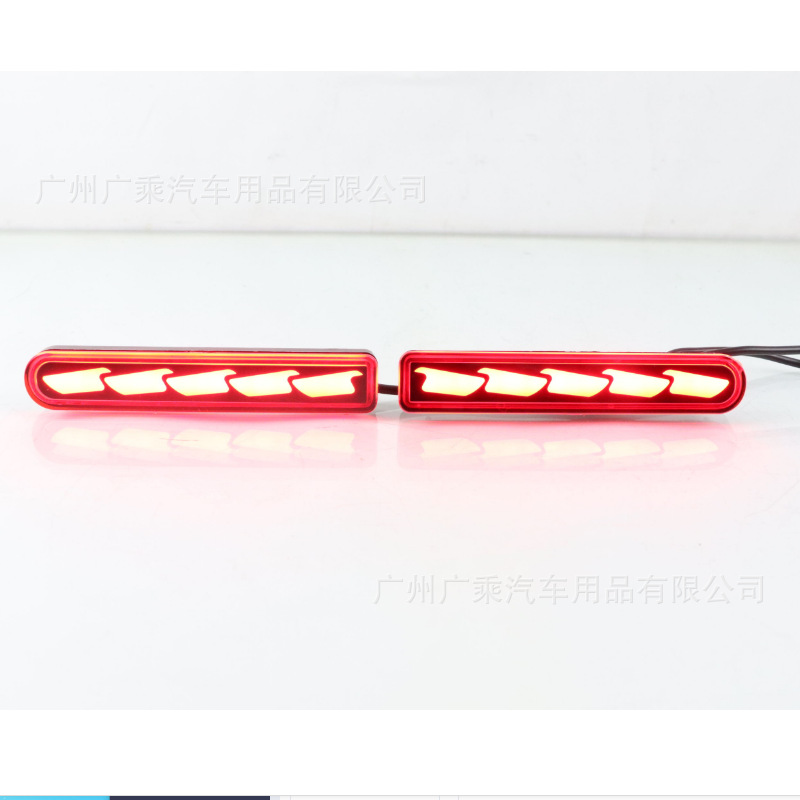 Adecuado para la luz del parachoques trasero del Land Cruiser 07-22 (versión estadounidense) luz trasera, luz de giro, luz de freno, versión de Oriente Medio image 2