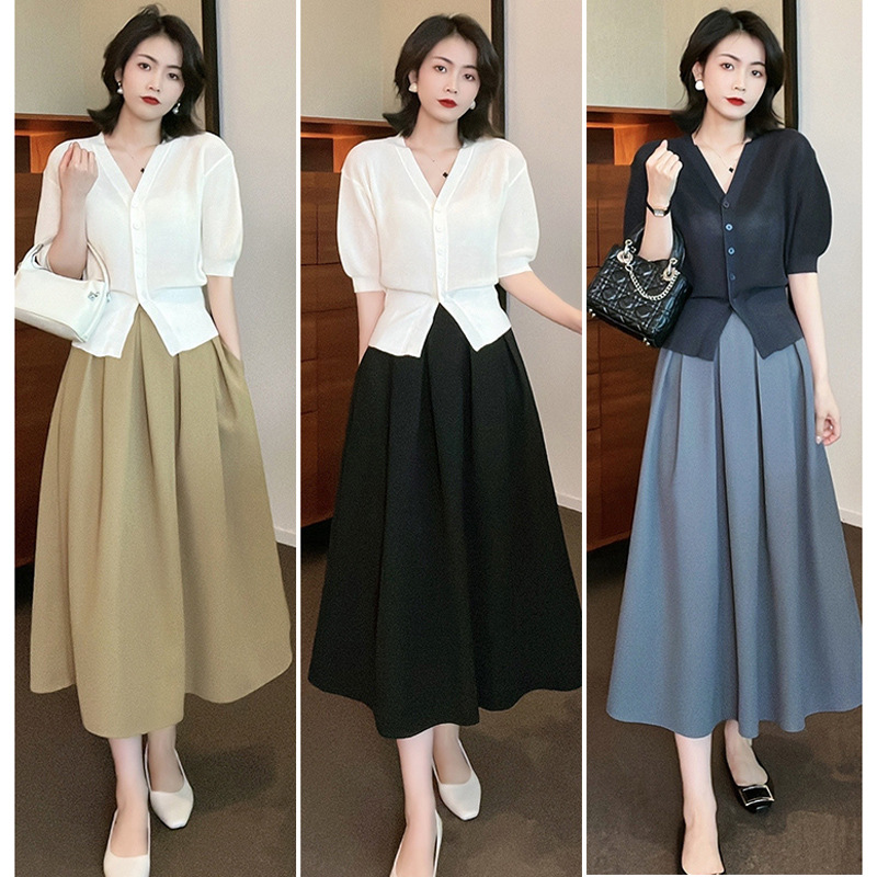Summer Large Size FaT Mm ShorT-sleeved KniTwear Women's T-shirT A-line SuiT PleaTed SkirT Mid-lengTh Two-piece SuiT Trendy
