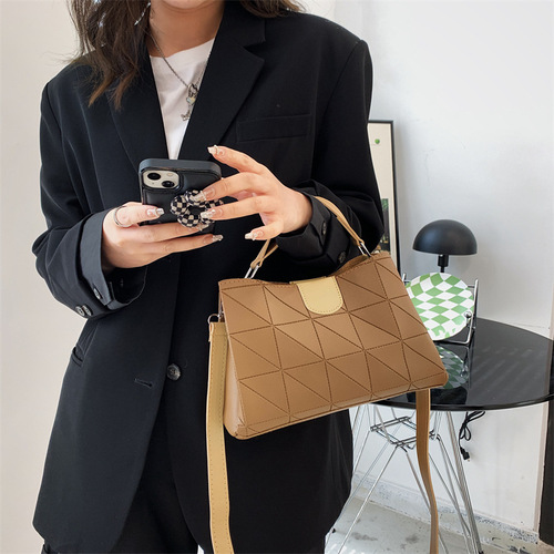 Trendy rhombus girl bag  new trendy style single shoulder underarm bag fashion bucket crossbody bag women's bag