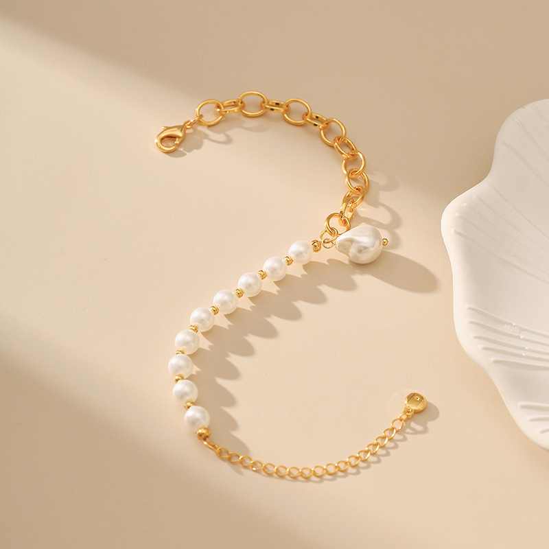 1 Piece Quantity Business Occasion Imitation Pearl, Copper Material Sweet Water Droplets Imitation Pearl Copper Plating 18k Gold Plated Bracelets
