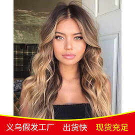 跨境欧美假发外贸女化纤渐变金色长卷发化纤头套现货厂家新款批发