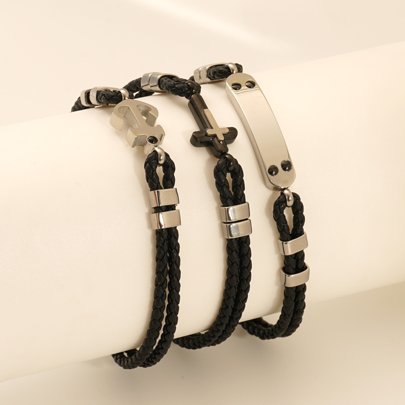 Cuerdas de cuero retro de moda texturas de alta calidad pulseras de estilo masculino y masculino pulseras personales cruz pulseras de acero de titanio al por mayor