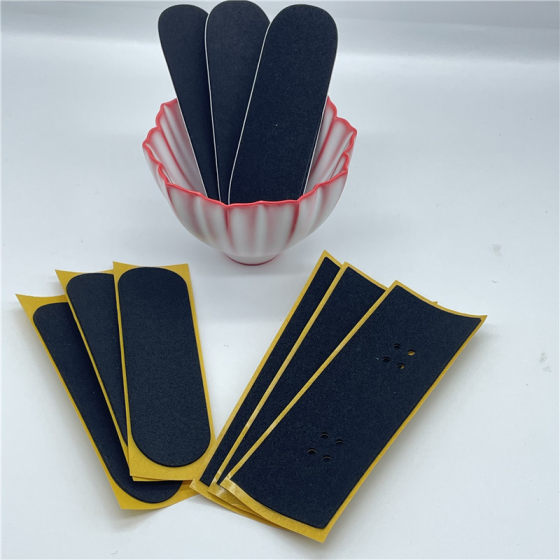 Professional fingertip anti-slip stickers high rebound matte cushion silicone skateboard accessories props finger skateboard anti-slip mat