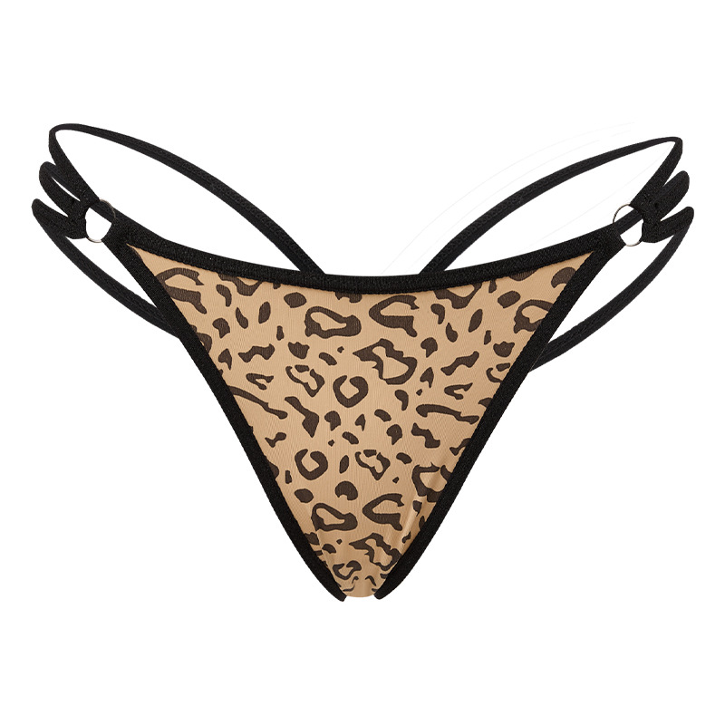 Leopard print on skin base