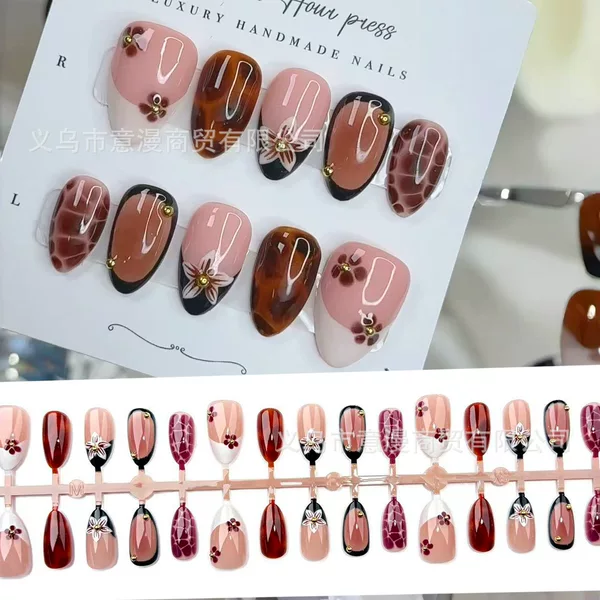 European and American Autumn and Winter Hot-Selling Ultra-Short Almond-Shaped High-Quality Wearable Nails in Amber Black-Brown with a Stylish Vibe, Nail Stickers for Cross-Border Sales