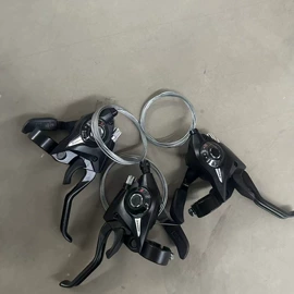 自行车装饰;鞍座;其他配件