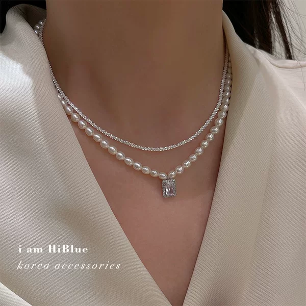 Korean-Style Fashionable Freshwater Pearl Necklace with a Sparkling Design, Simple Double-Layer Detachable Collarbone Chain