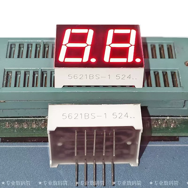 Производители прямые поставки светодиодной цифровой трубки 5261BS всего Yang 5621as всего Yin ярко-красный 8 и 7 общественных ног